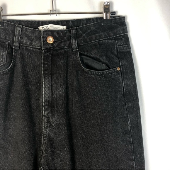 Zara Black High Rise Frayed Hem Straight Leg Jeans 6 - Picture 3 of 4
